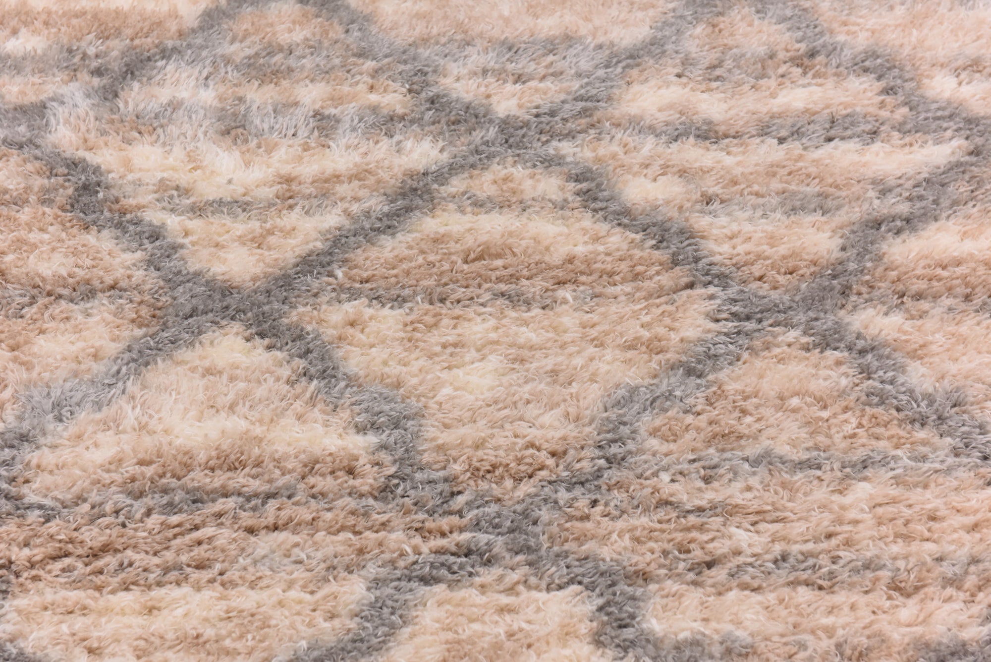 5' 4 x 7' 6 Moroccan Shag Rug