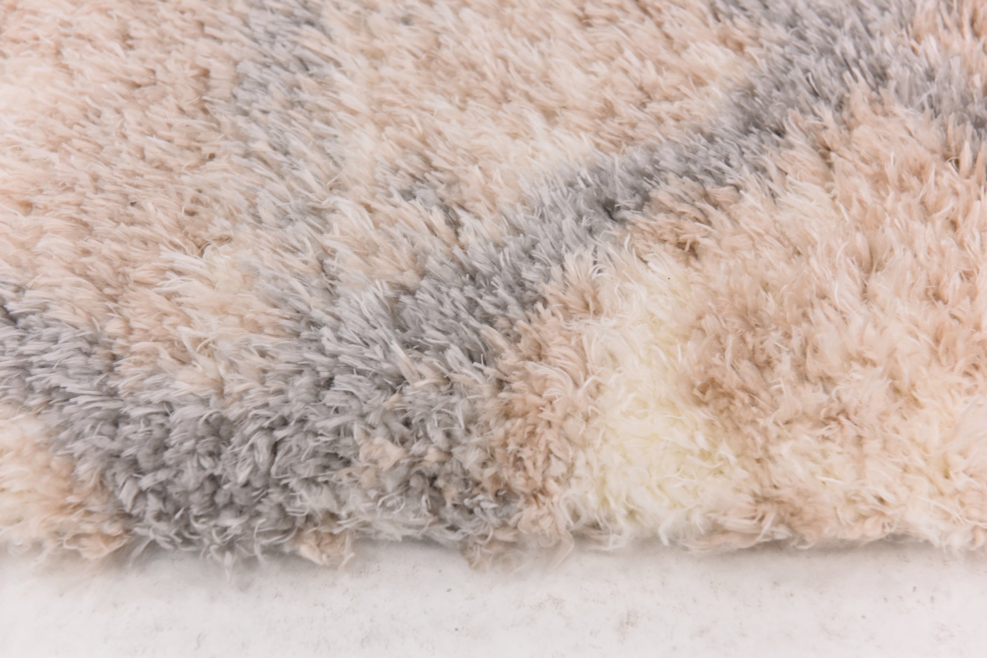 5' 4 x 7' 6 Moroccan Shag Rug