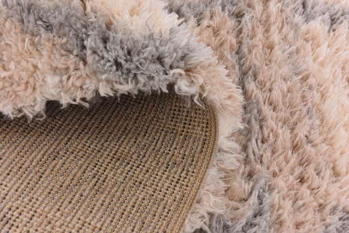 5' 4 x 7' 6 Moroccan Shag Rug