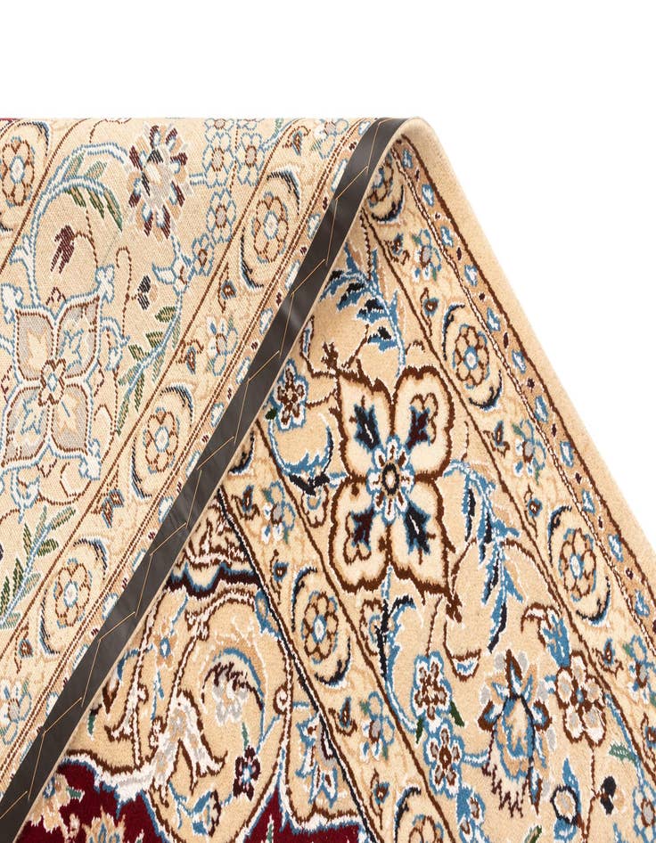 Detail image of 9' 10 x 13' 5 Nain Rug