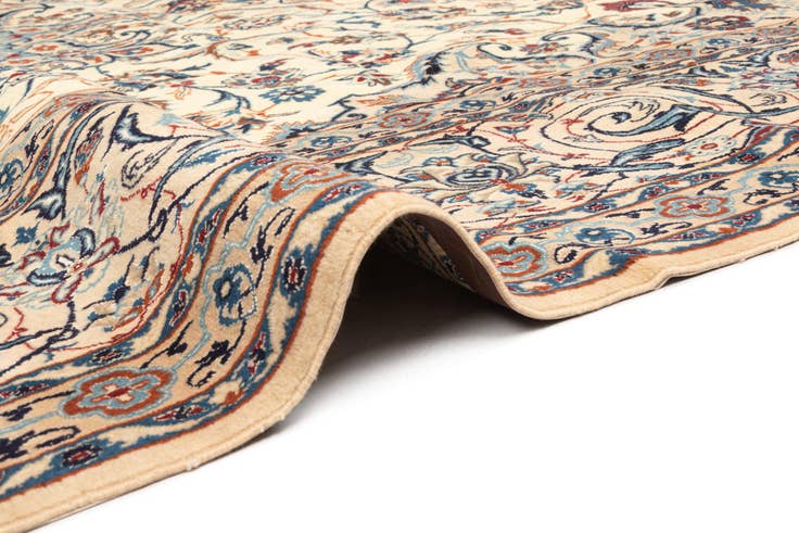 Detail image of 9' 10 x 13' 5 Nain Rug