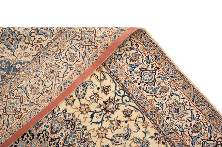 7' 1 x 10' 2 Nain Wool Rug