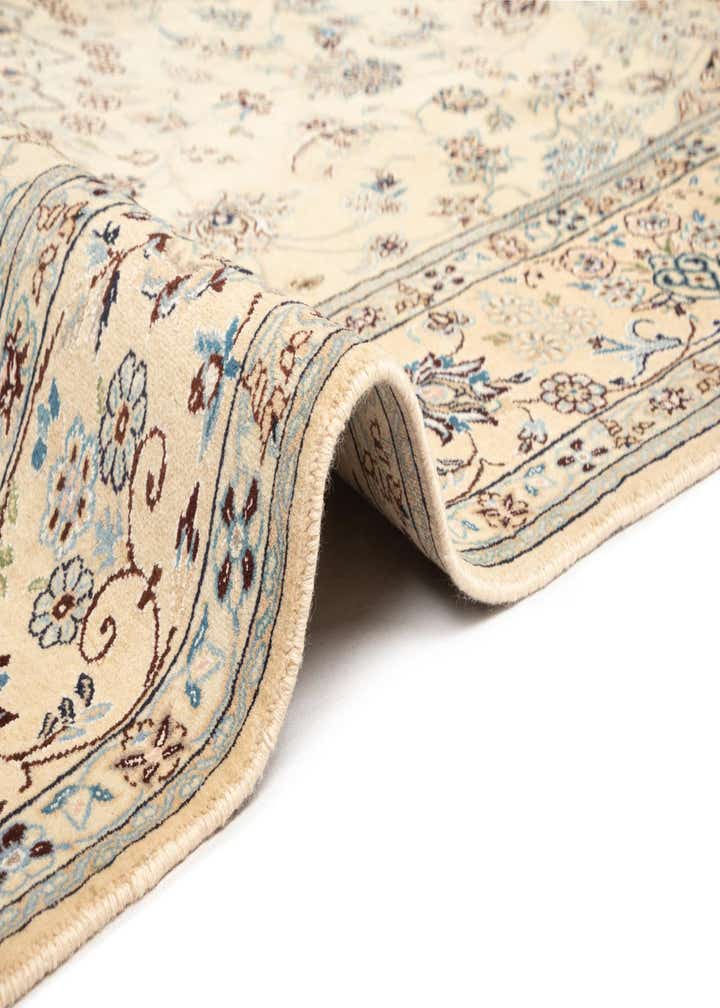 6' 8 x 9' 9 Nain Wool Rug