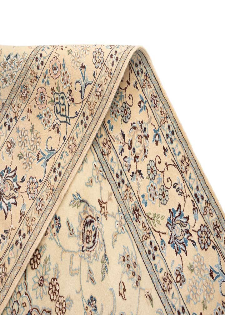 6' 8 x 9' 9 Nain Wool Rug
