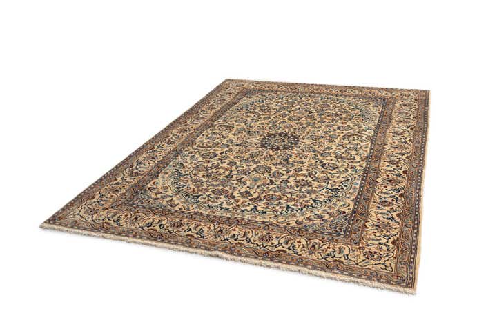 7' 1 x 10' Nain Rug