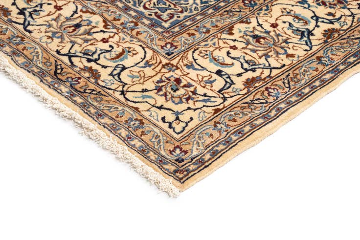 Detail image of 7' 1 x 10' Nain Rug