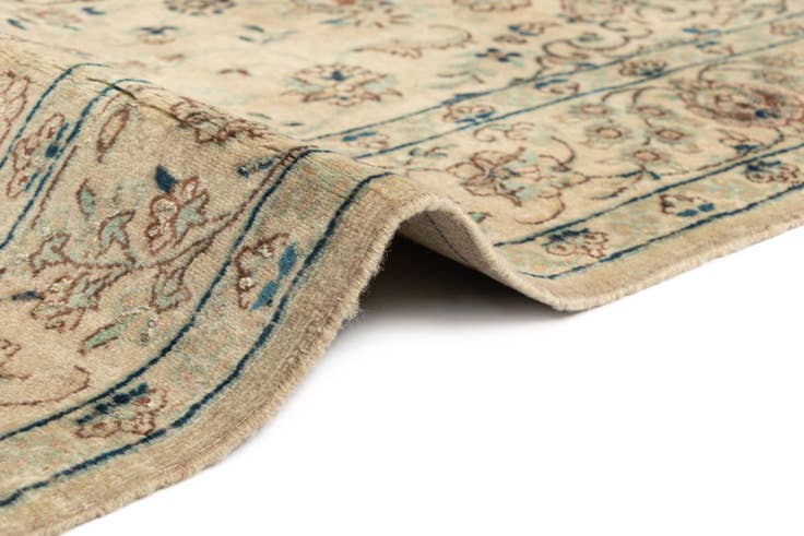 Detail image of 3' 11 x 6' 7 Nain Rug