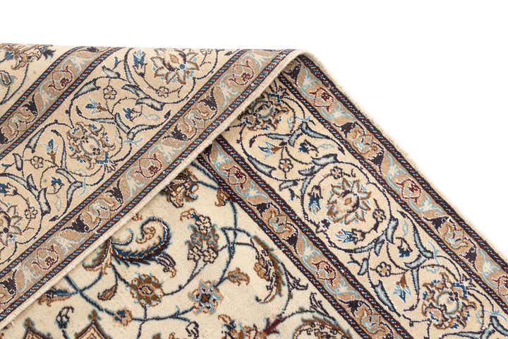 6' 4 x 10' Nain Wool Rug