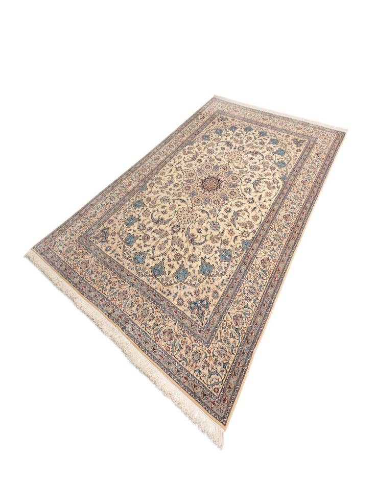 Detail image of 7' 7 x 11' 7 Nain Rug