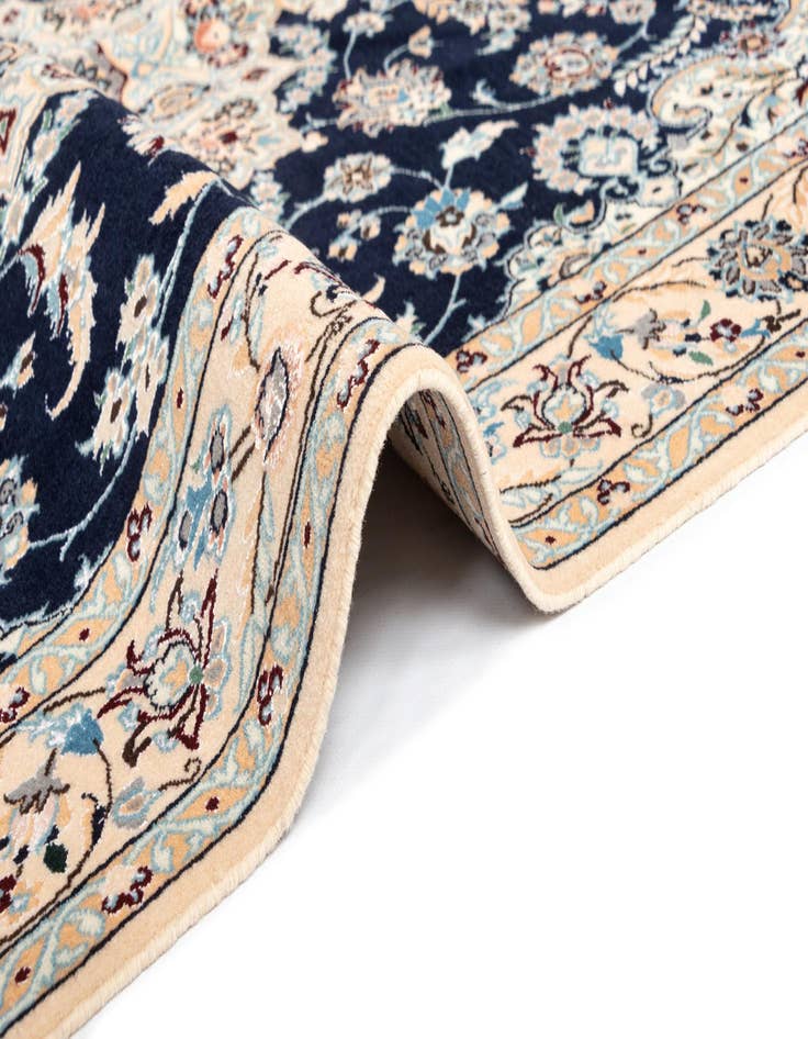 Detail image of 3' 11 x 6' Nain Rug