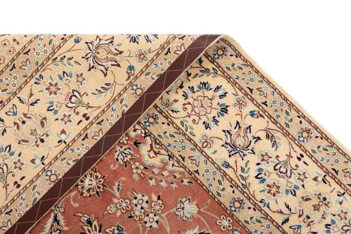 6' 6 x 9' 10 Nain Wool Rug