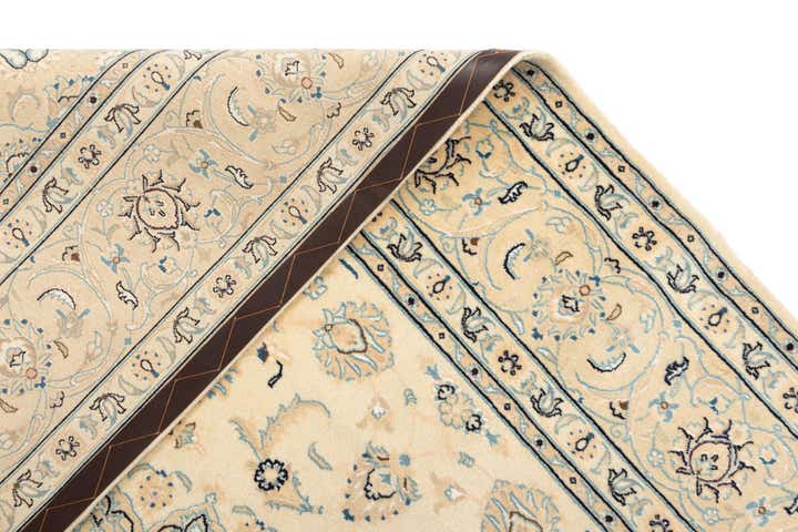 6' 6 x 9' 8 Nain Wool Rug