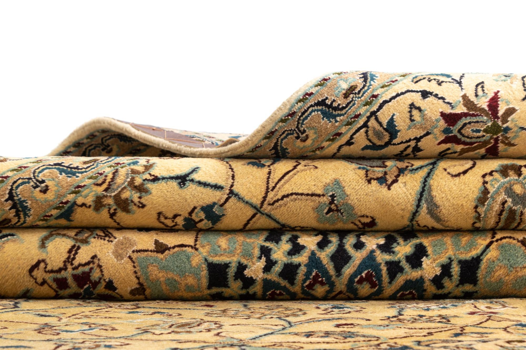 6' 5 x 10' Nain Rug