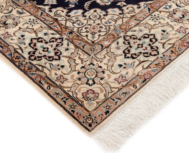 Detail image of 4' 2 x 5' 11 Hand Knotted Nain Persian Rug