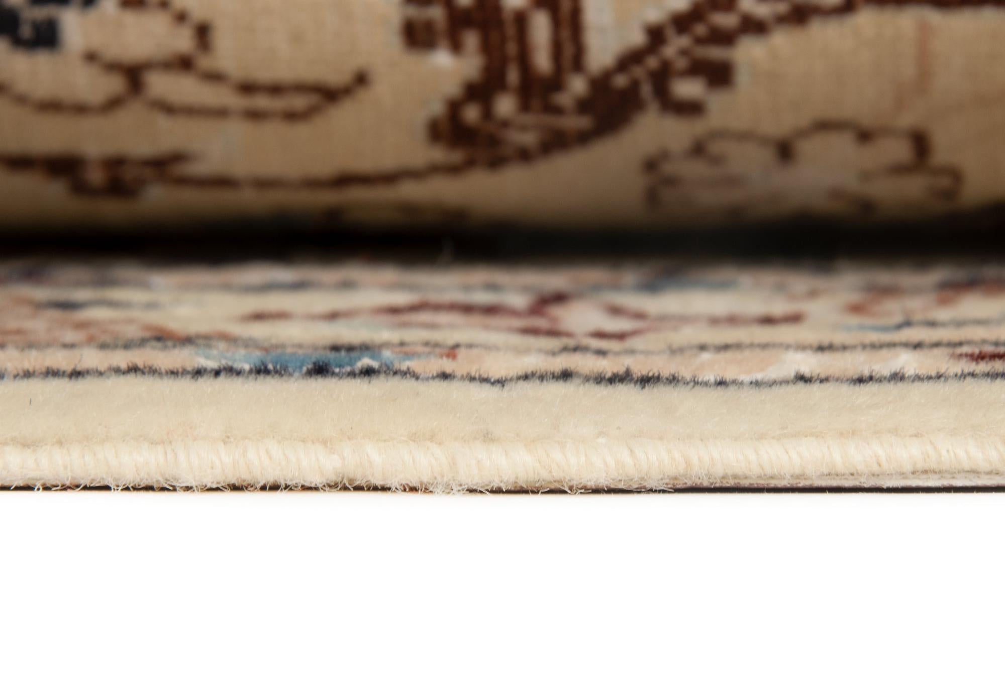 6' 9 x 8' 9 Hand Knotted Nain Persian Rug