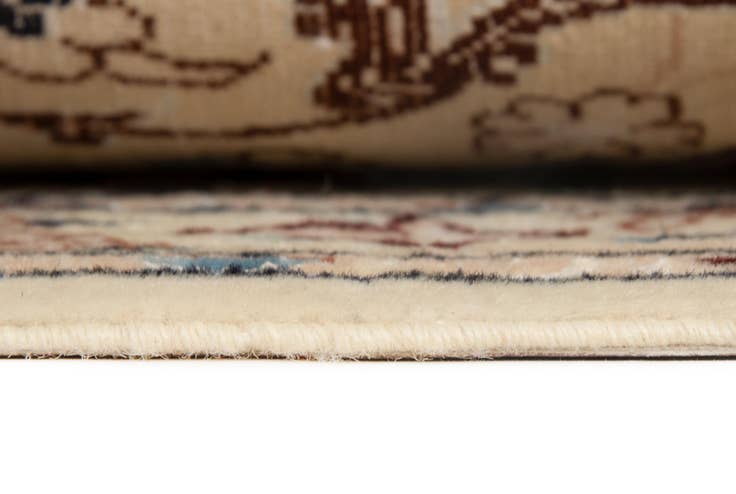 Detailansicht von 205cm x 265cm Handgeknüpft Nain Persisch Teppich