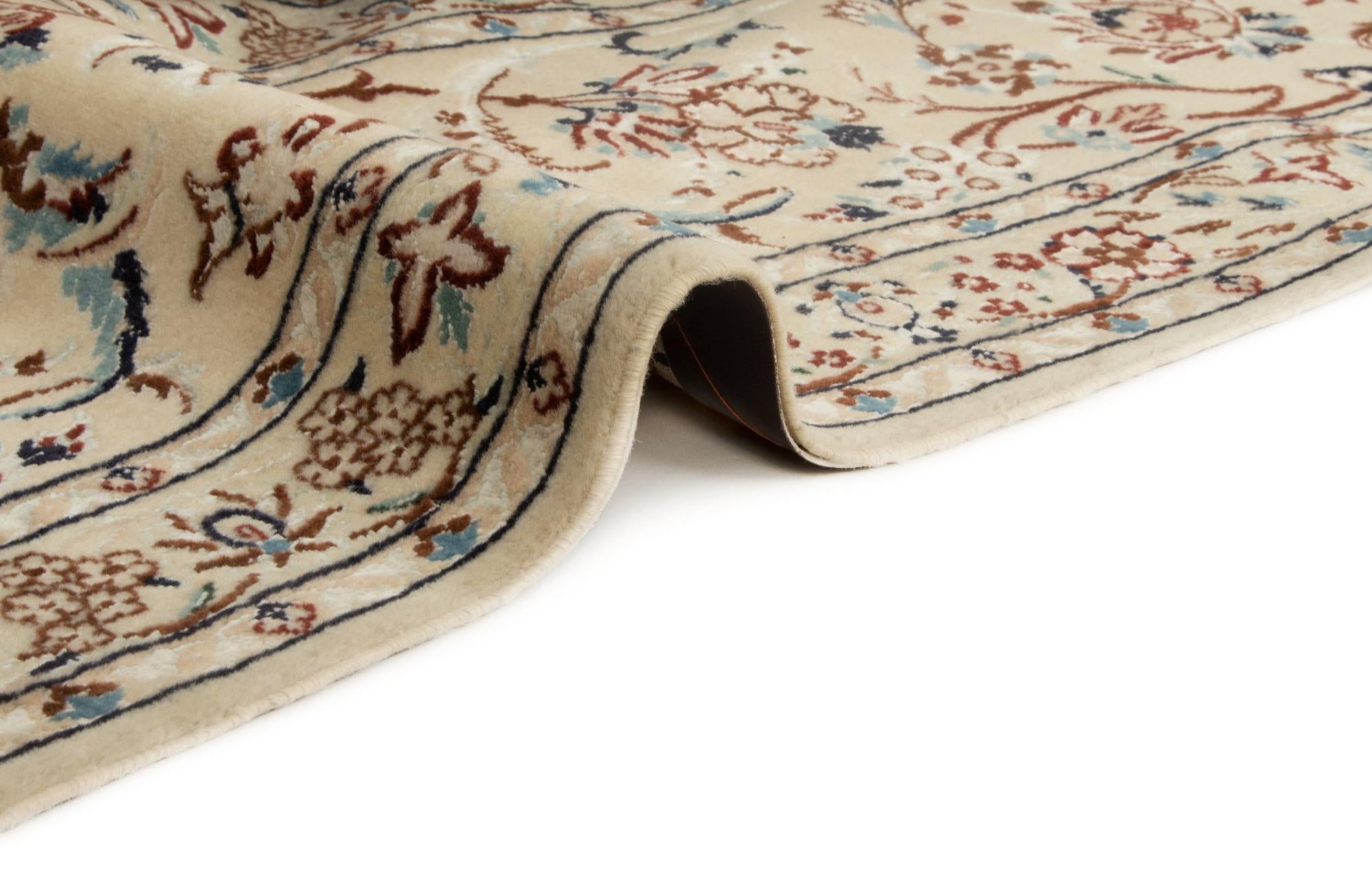 6' 9 x 8' 9 Hand Knotted Nain Persian Rug