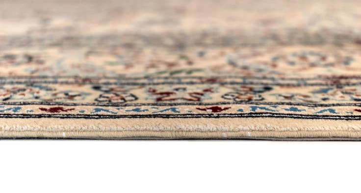 Detail image of 8' x 11' 4 Nain Rug