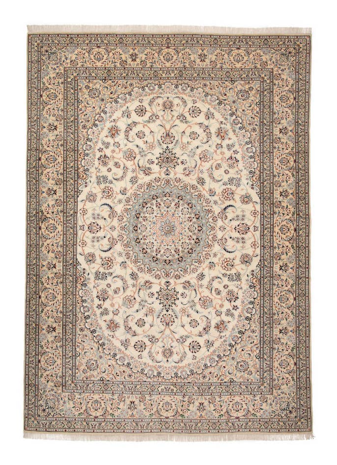 Detail image of 8' x 11' 4 Nain Rug