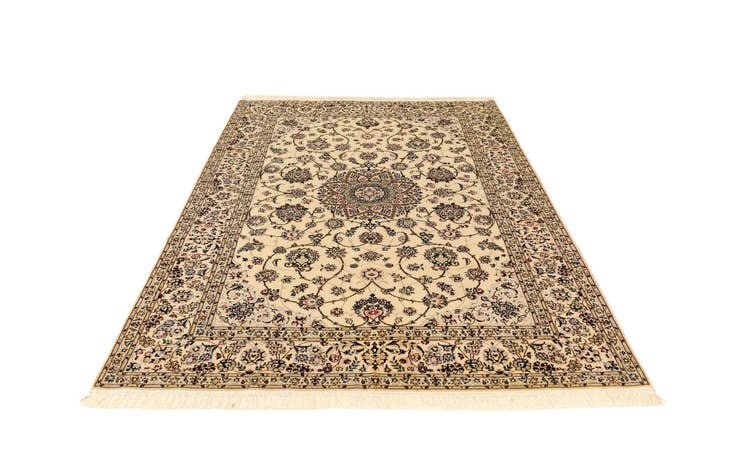 Detail image of 5' 4 x 7' 8 Nain Rug