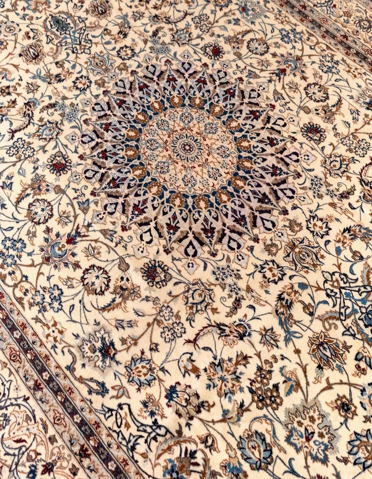 Detail image of 7' 1 x 11' 11 Nain Rug