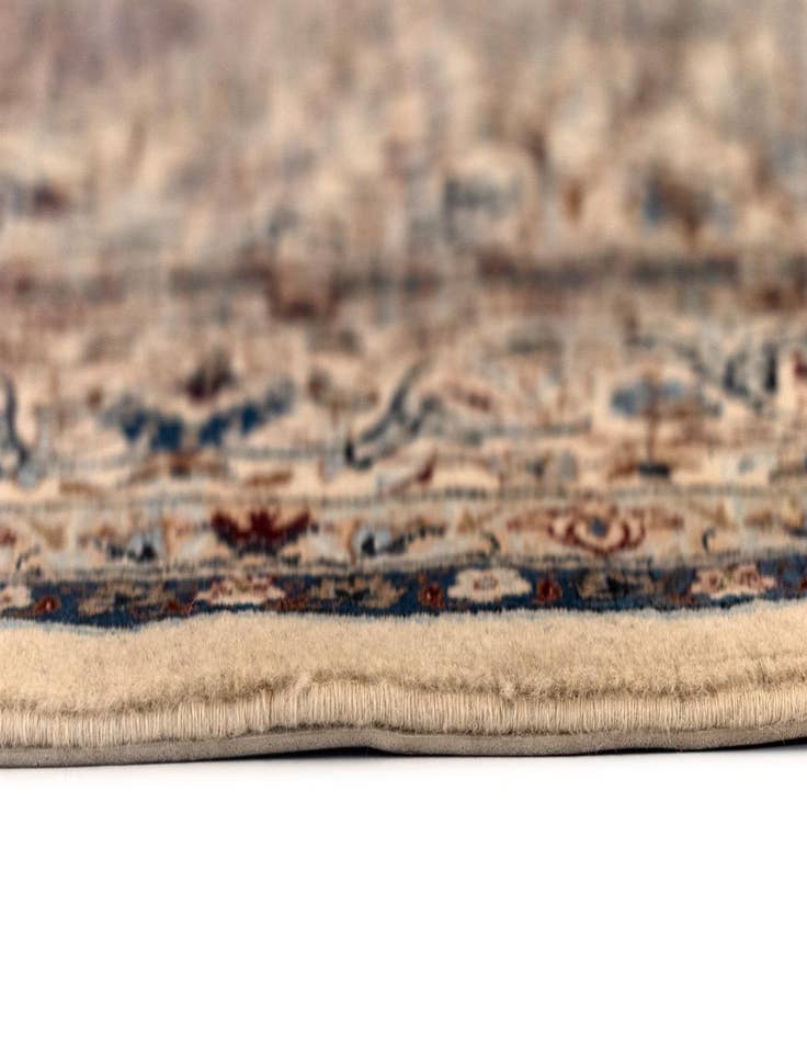 Detail image of 7' 1 x 11' 11 Nain Rug