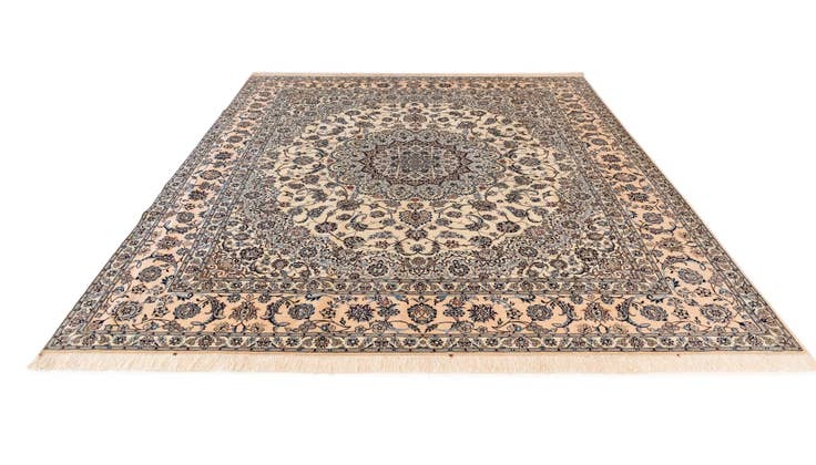 Detail image of 8' 5 x 9' 10 Nain Rug