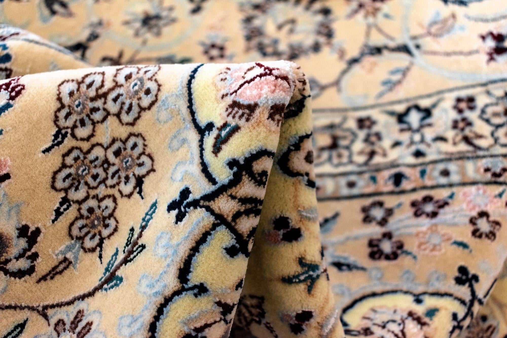 6' 5 x 9' 11 Nain Rug