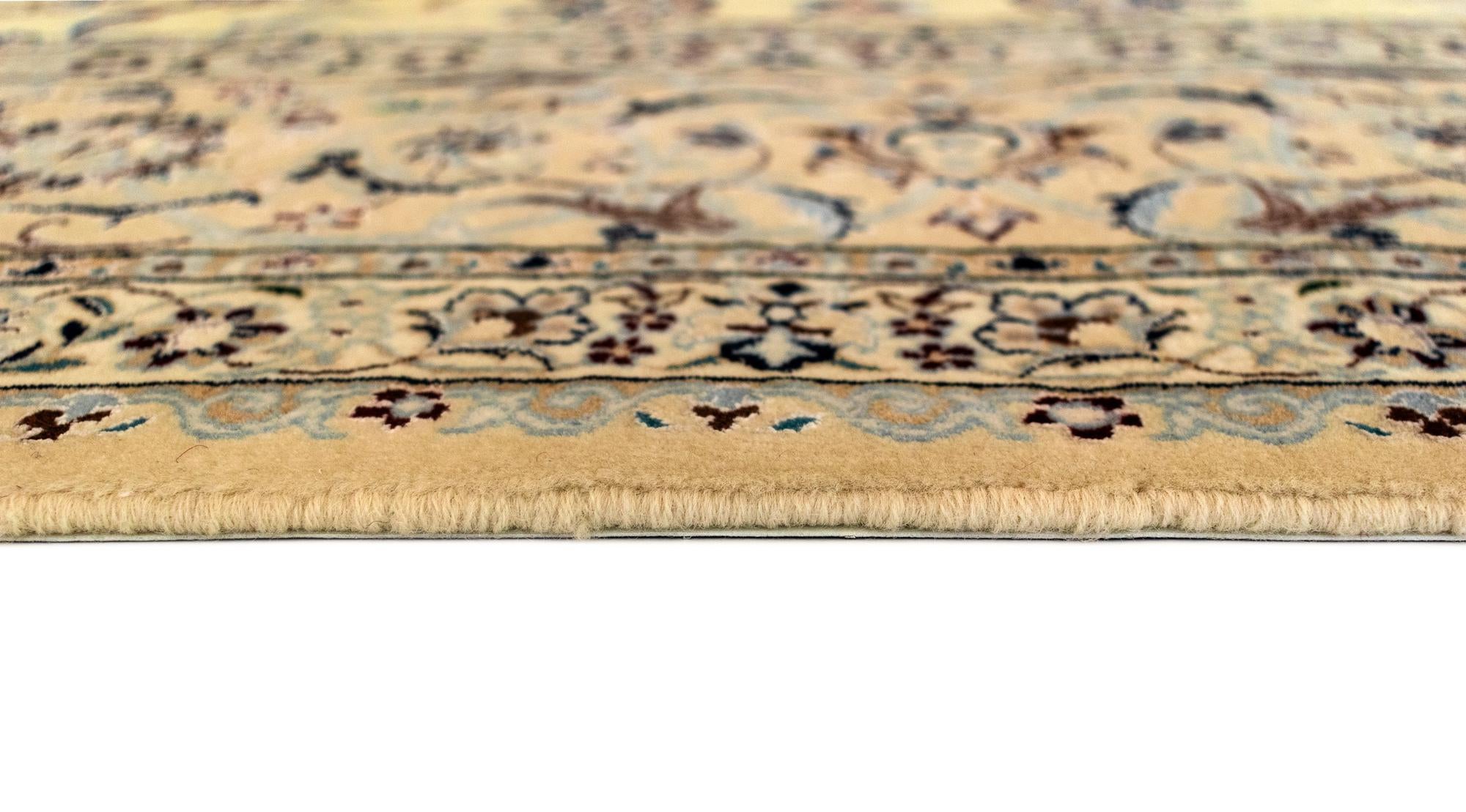 6' 5 x 9' 11 Nain Rug