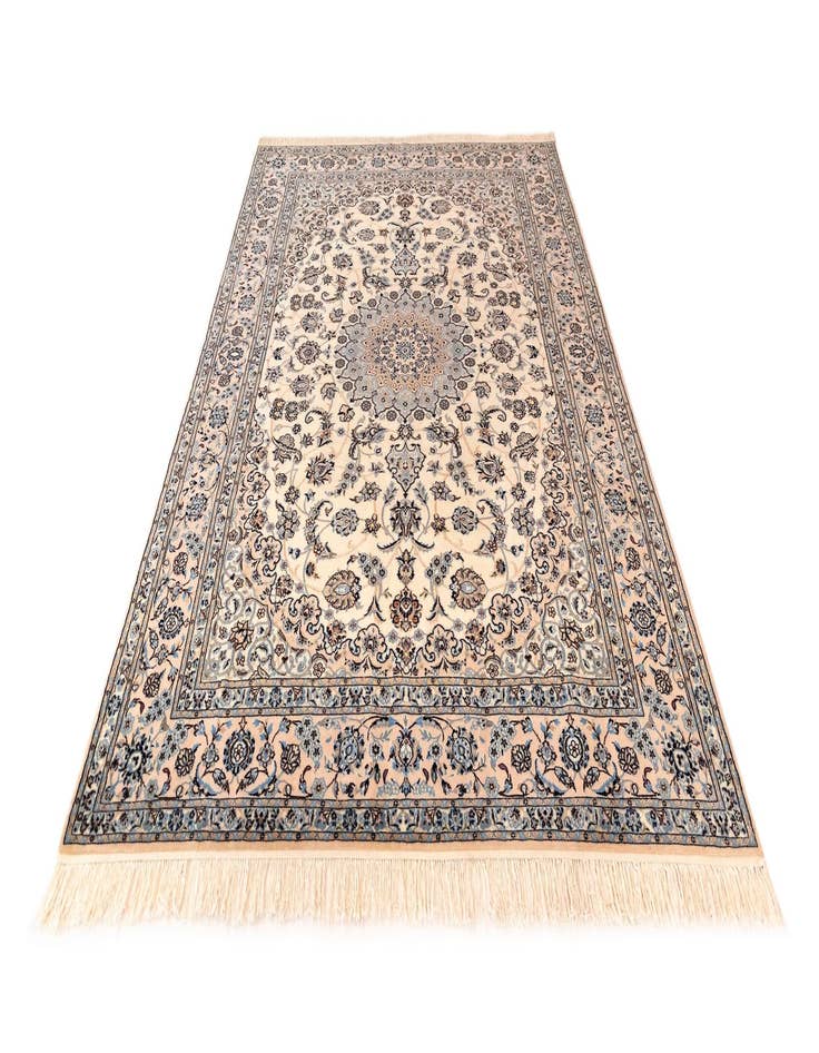 Detail image of 6' 7 x 9' 7 Nain Wool Rug