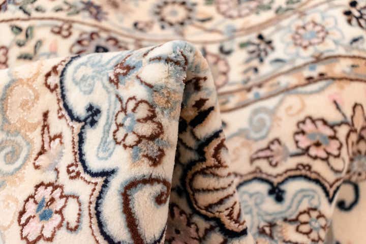 6' 9 x 10' 4 Nain Rug