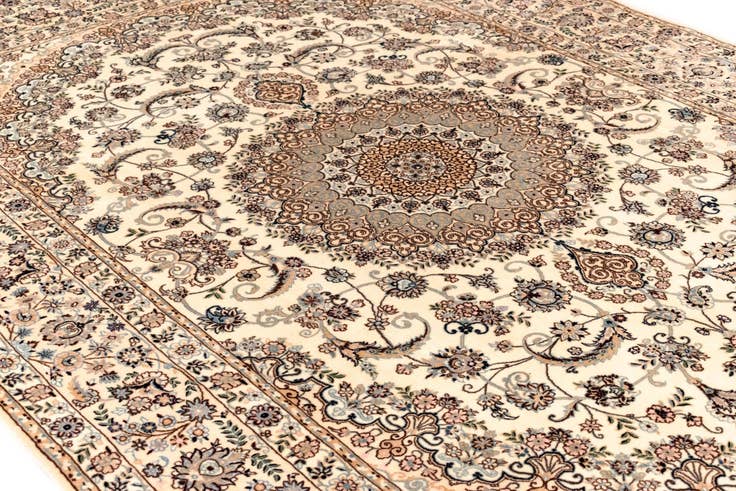 Detail image of 6' 9 x 10' 4 Nain Rug