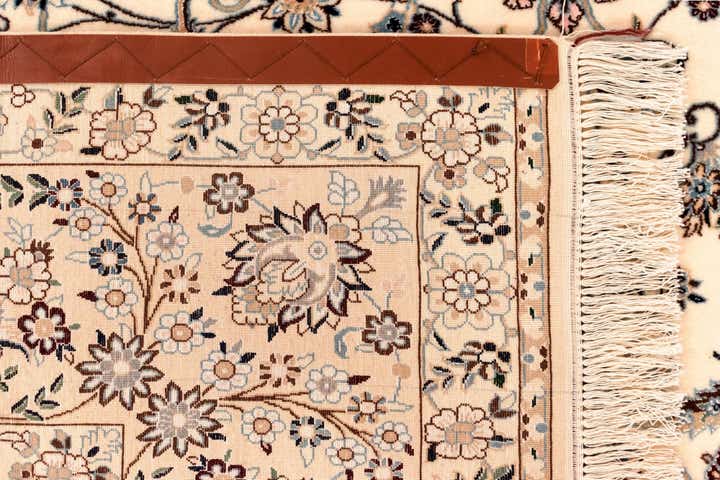6' 9 x 10' 4 Nain Rug