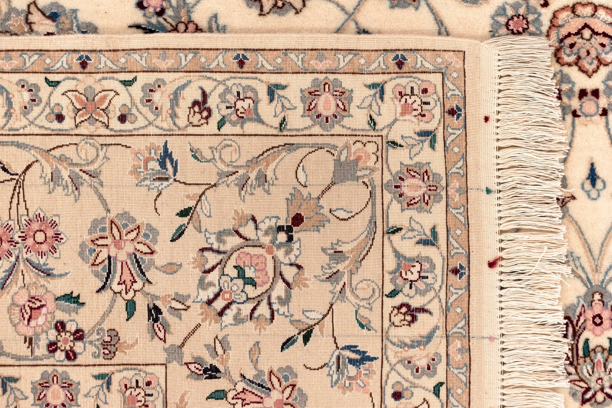 6' 10 x 10' 1 Nain Rug