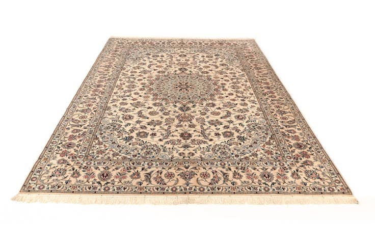 Detail image of 6' 10 x 10' 1 Nain Rug