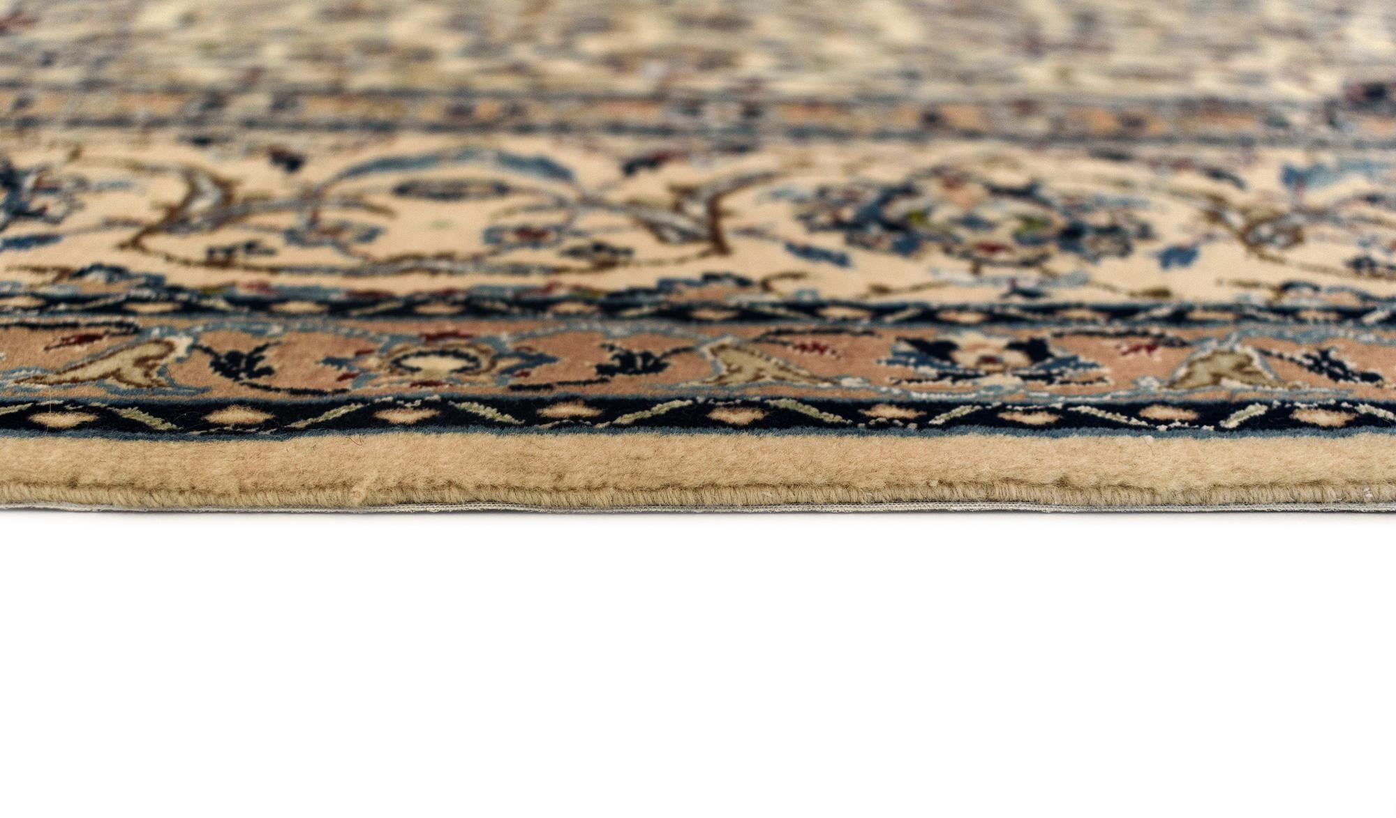 6' 7 x 9' 5 Nain Rug