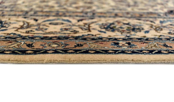 Detail image of 6' 7 x 9' 5 Nain Rug