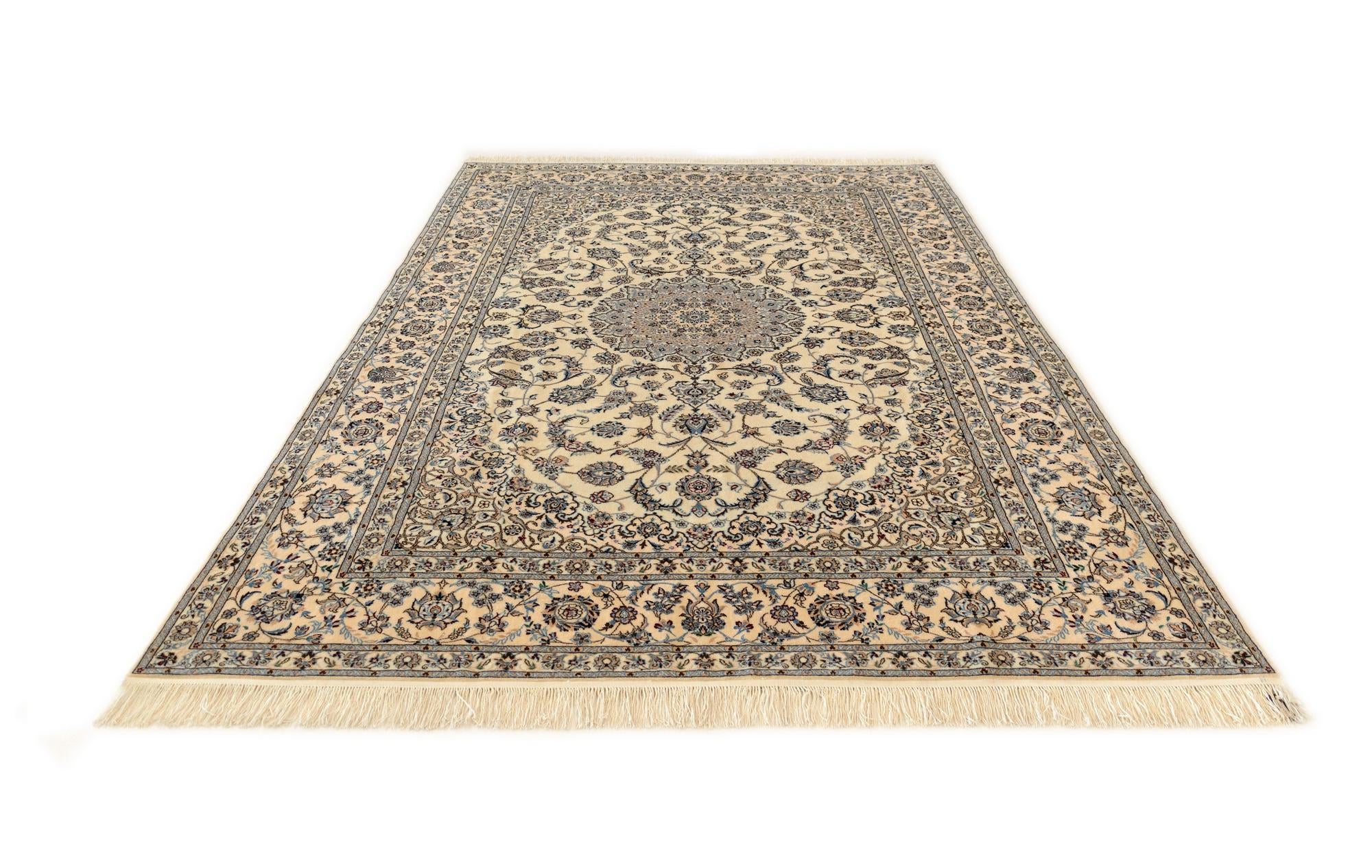 6' 7 x 9' 11 Nain Rug