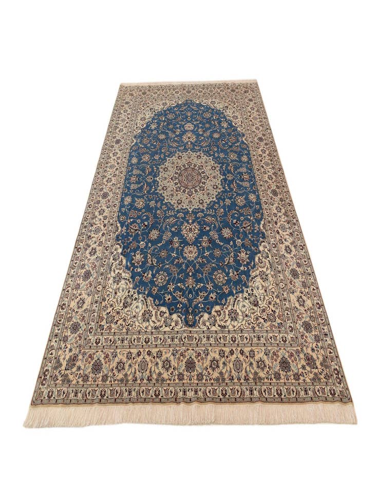 Detail image of 6' 10 x 10' 2 Nain Rug