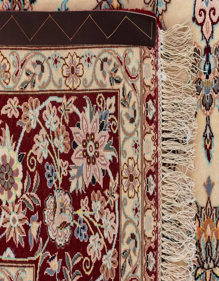 Detail image of 6' 4 x 9' 7 Nain Rug