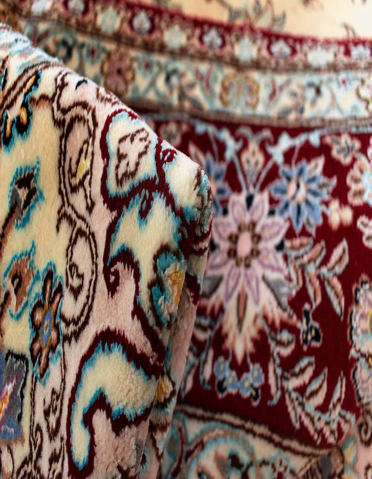 Detail image of 6' 4 x 9' 7 Nain Rug