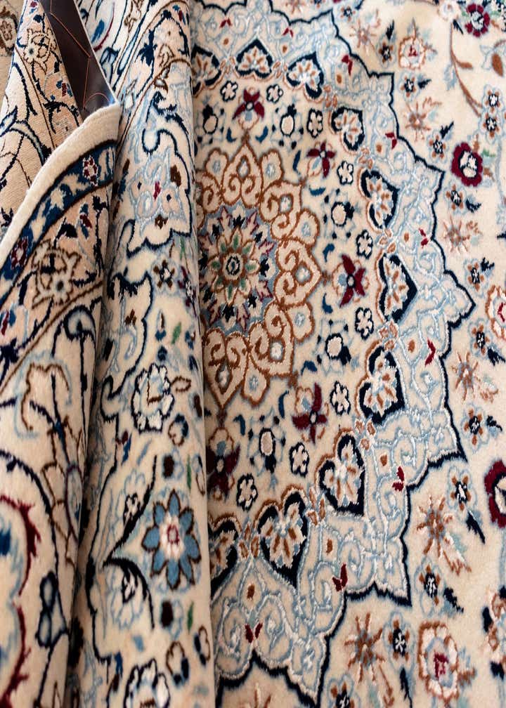5' 5 x 8' 6 Nain Rug