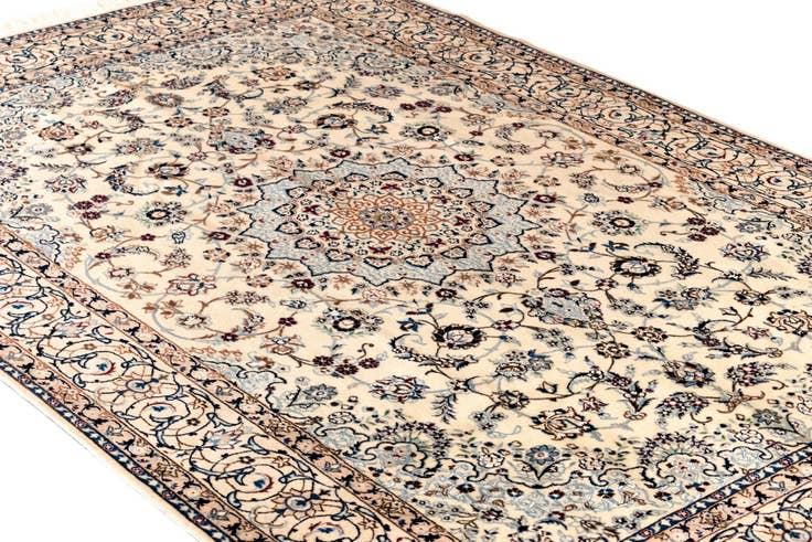 Detail image of 5' 5 x 8' 6 Nain Rug