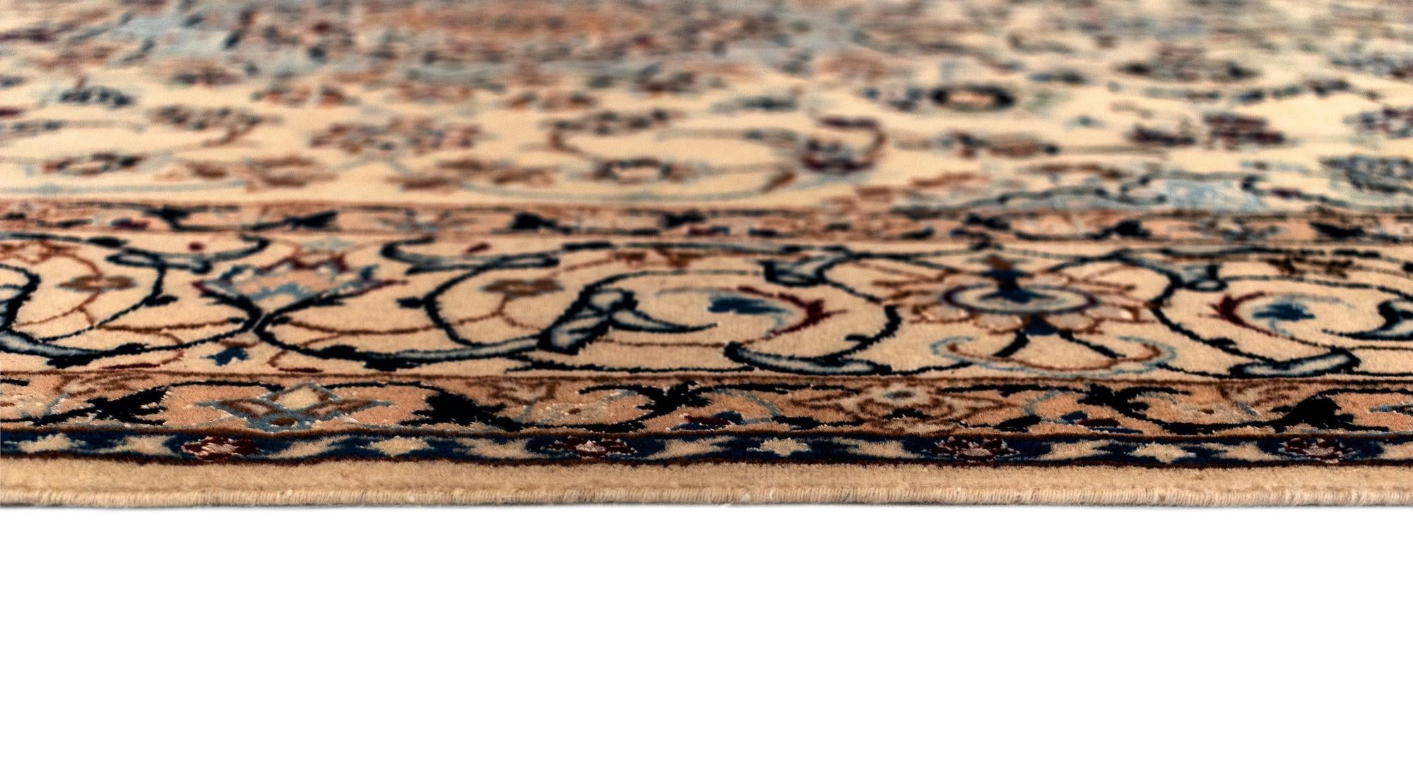 5' 5 x 8' 6 Nain Rug