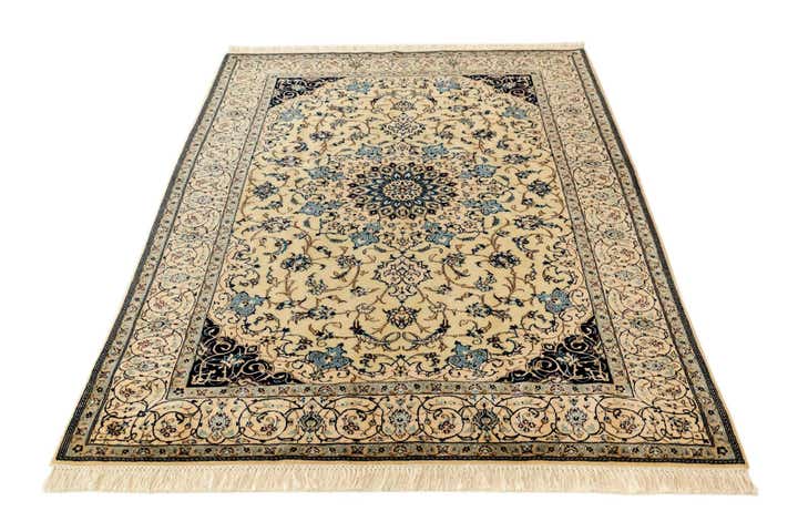 4' 4 x 6' 7 Nain Rug