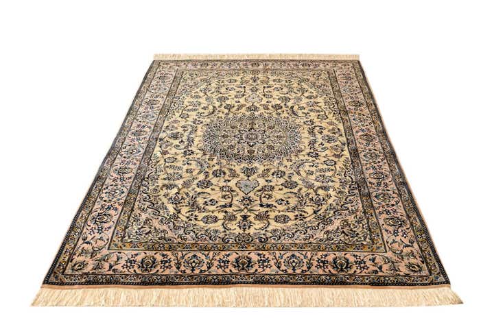 4' 6 x 7' 6 Nain Rug