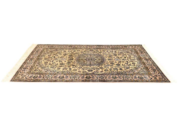 4' 6 x 7' 6 Nain Rug