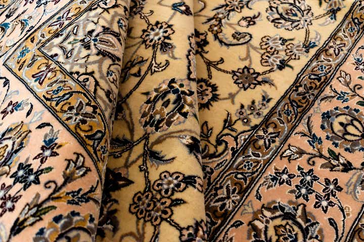 4' 6 x 7' 6 Nain Rug