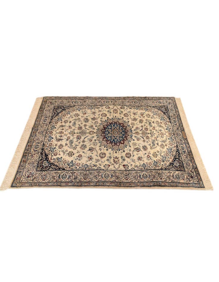 Detail image of 4' 1 x 7' 11 Nain Rug