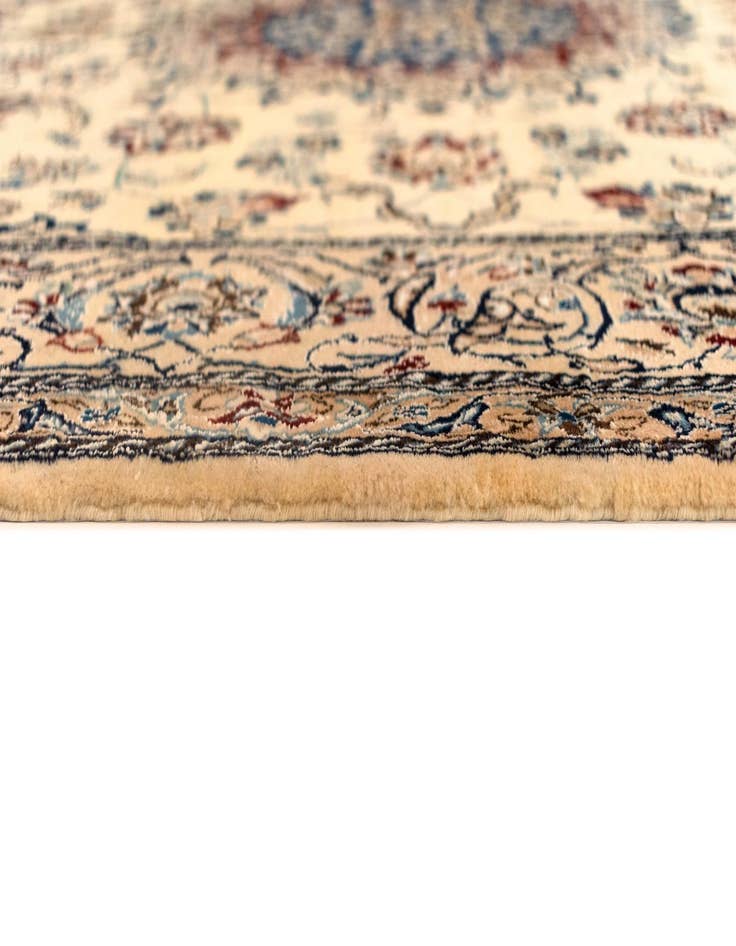 Detail image of 4' 1 x 7' 11 Nain Rug